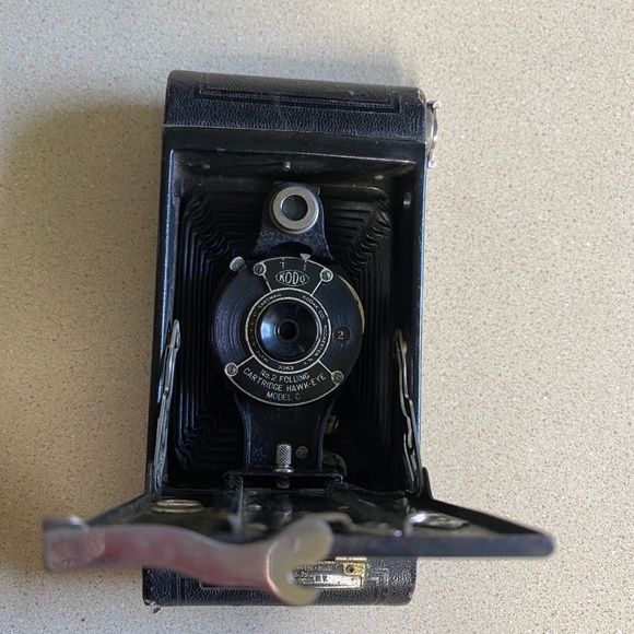 EastmanNo 2 Folding Cartridge Hawkeye camera